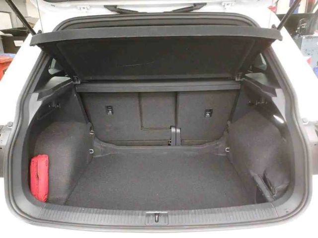 Volkswagen Tiguan 1.5 TSI DSG R-Line
