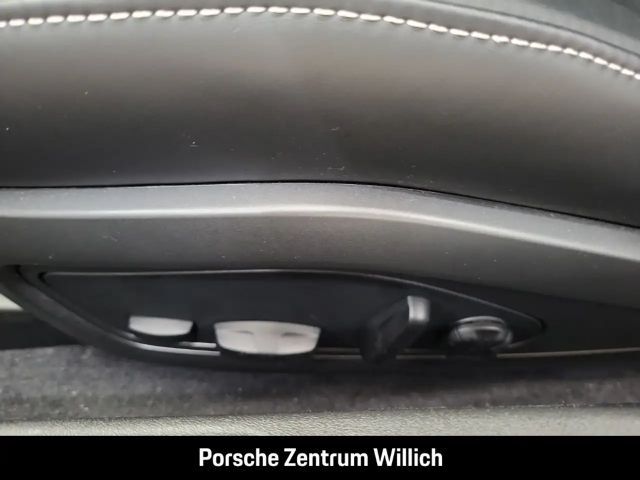 Porsche 992 Carrera Coupé