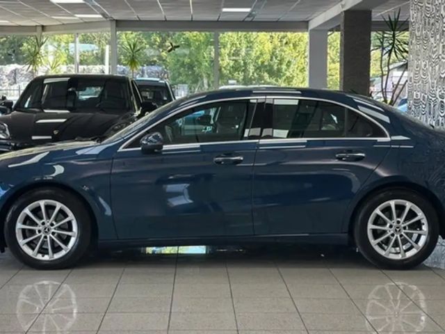 Mercedes-Benz A 200 Limo 4-MATIC*8G-DCT*WIDE*MBUX*AHK*KAM*STDH