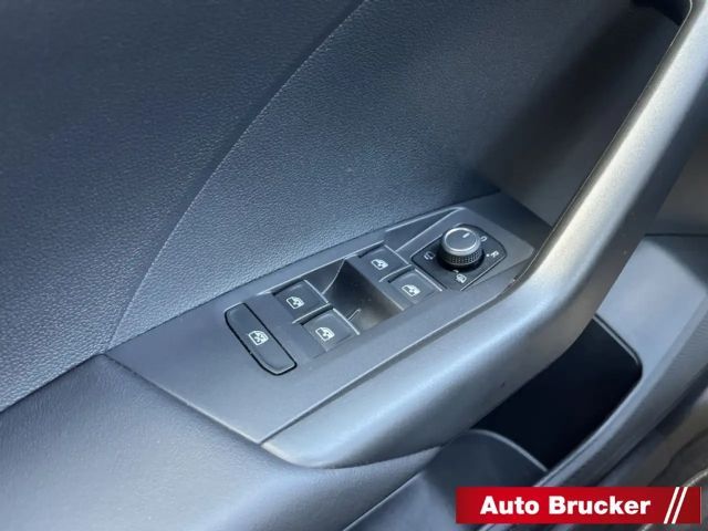 Volkswagen T-Cross 1.0 TSI R-Line