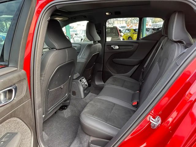 Volvo XC40 Dark Recharge T5 Ultimate