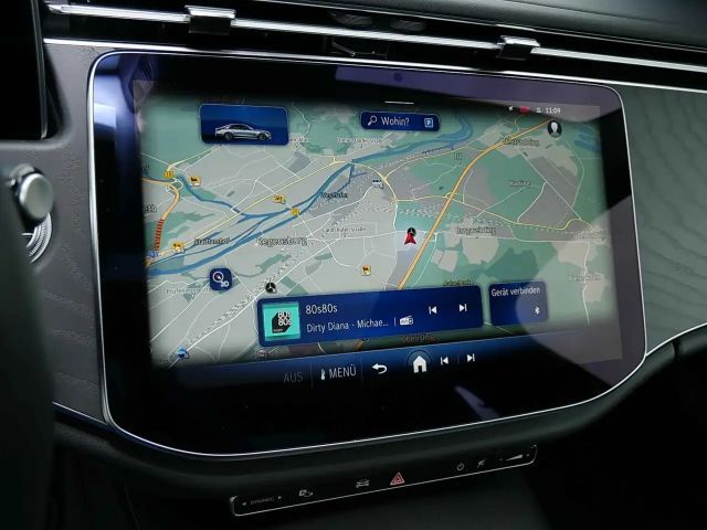 Mercedes-Benz E 220 AVANTGARDE E 220 d Sedan