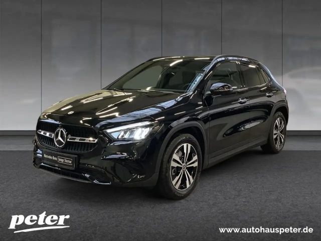 Mercedes-Benz GLA 220 4MATIC GLA 220 d