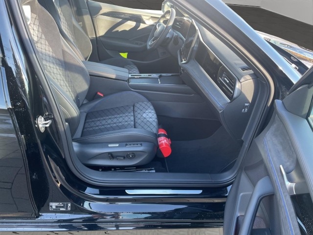 Volkswagen Passat 2.0 TDI DSG R-Line Style