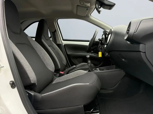 Toyota Aygo X Hatchback Play X-play