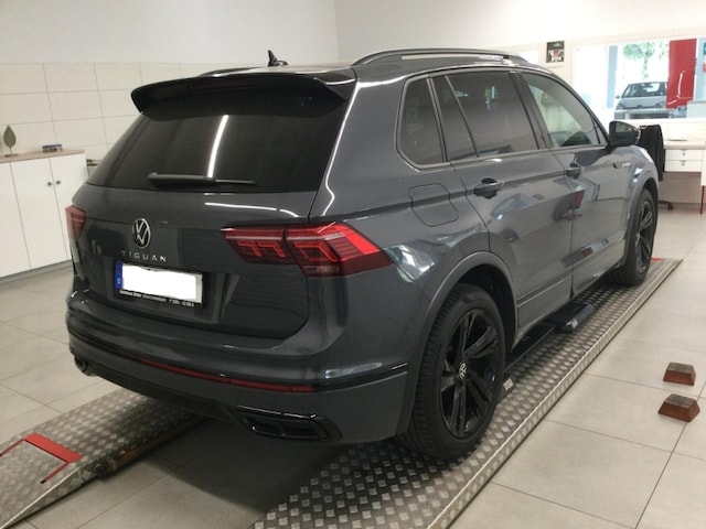 Volkswagen Tiguan IQ.Drive R-Line Style