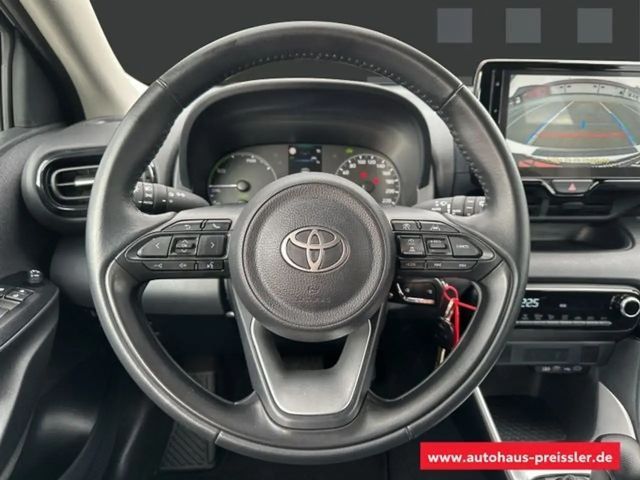 Toyota Yaris Business Hybride