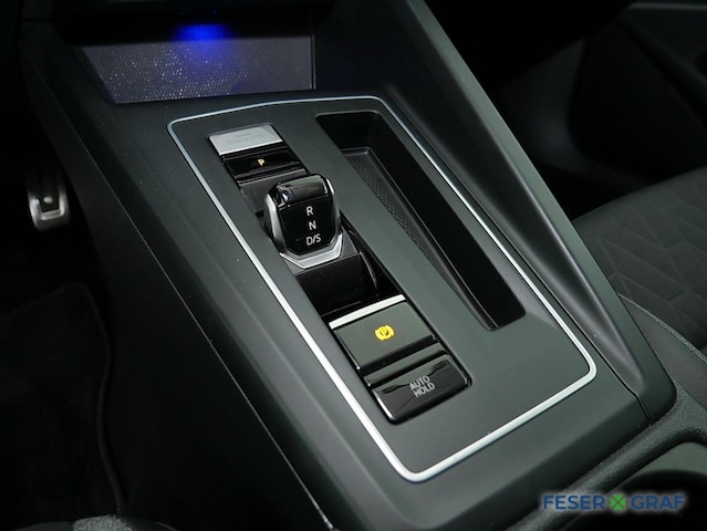 Volkswagen Golf 1.5 eTSI DSG