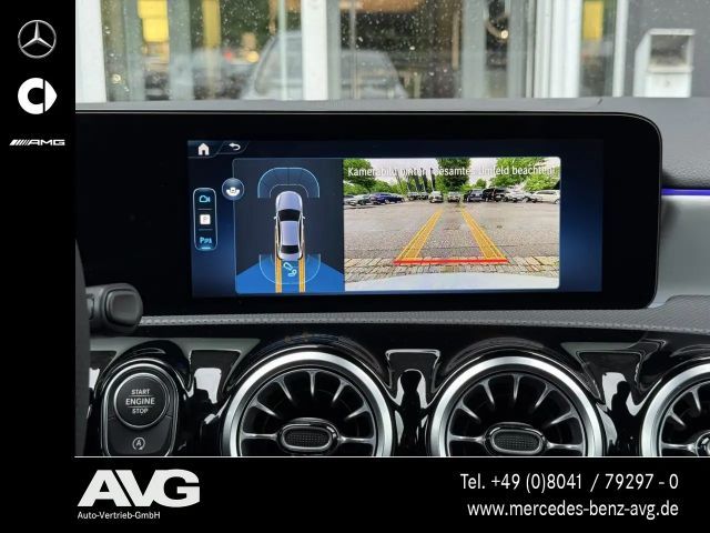 Mercedes-Benz A 200 AMG Line