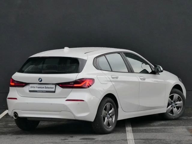 BMW 118 118i Sedan