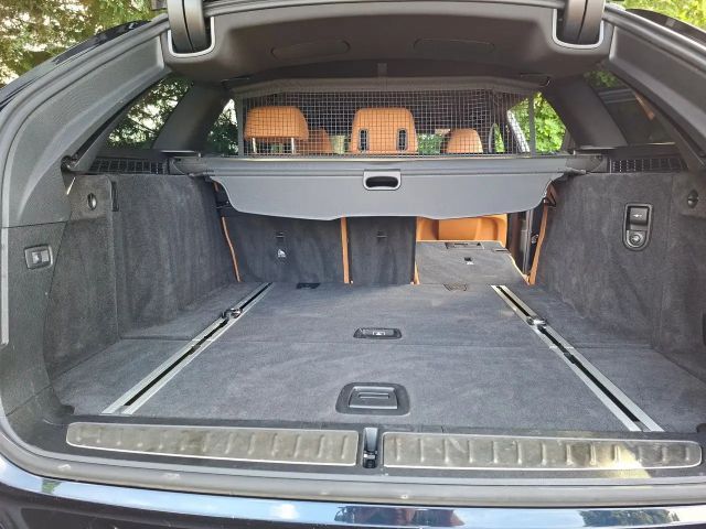 BMW 530 530d M-Sport Touring xDrive