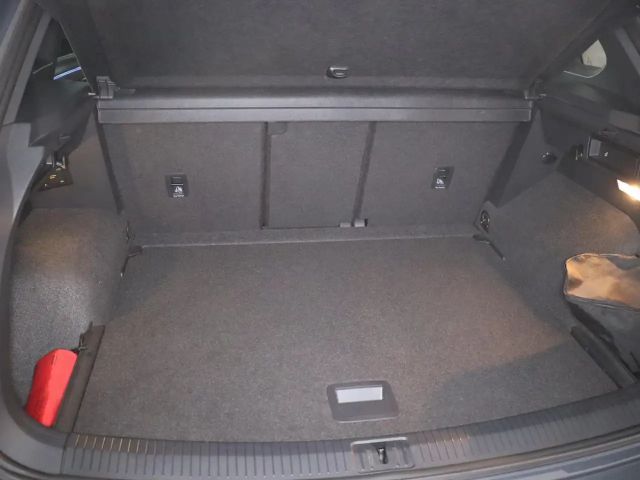 Volkswagen Tiguan 2.0 TSI Style