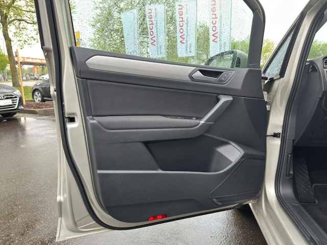 Volkswagen Touran 1.5 TSI DSG