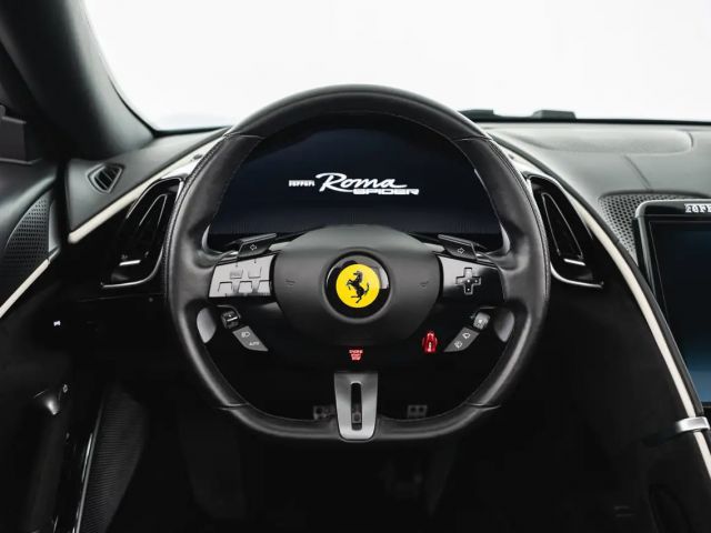 Ferrari Roma Spider