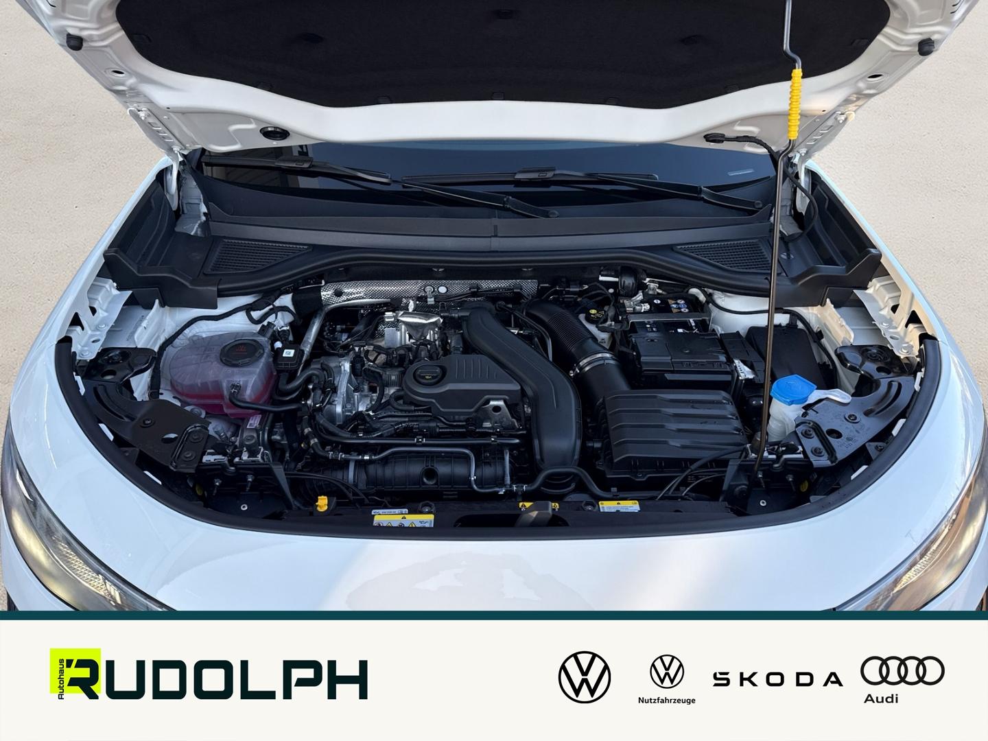 Volkswagen T-Roc 1.5 eTSI DSG R-Line