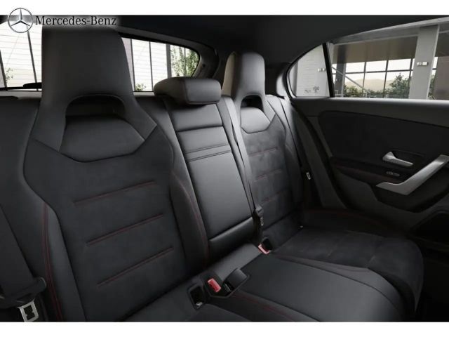 Mercedes-Benz A 200 AMG Line