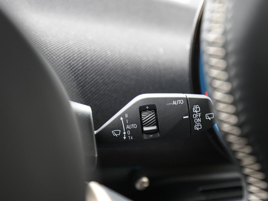 MINI Cooper E Classic