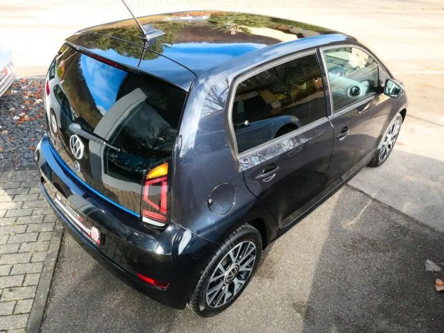Volkswagen e-up! Plus Style