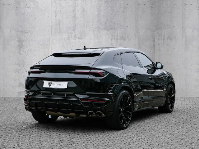 Lamborghini Urus S