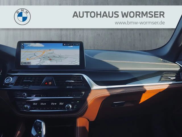 BMW 530 530d M-Sport Touring xDrive