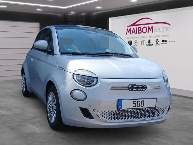Fiat 500e 500 e Cabrio Blue Edition