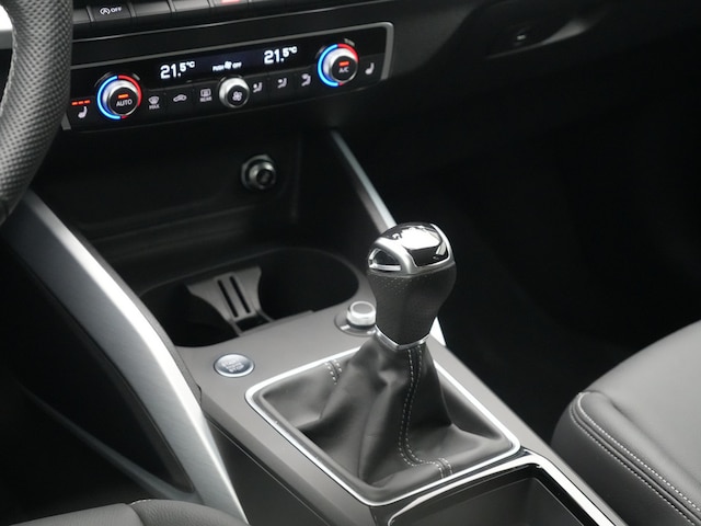 Audi Q2 30 TFSI S-Line