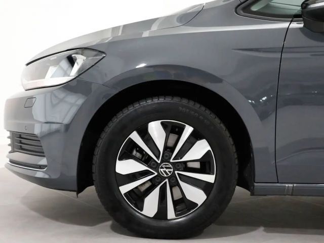 Volkswagen Touran 1.5 TSI DSG