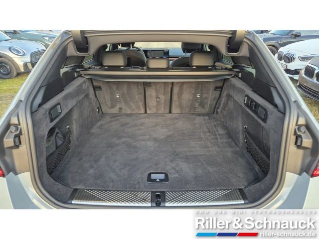 BMW 520 520i M-Sport Touring