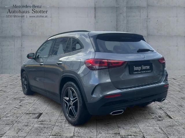 Mercedes-Benz GLA 250 4MATIC AMG Line
