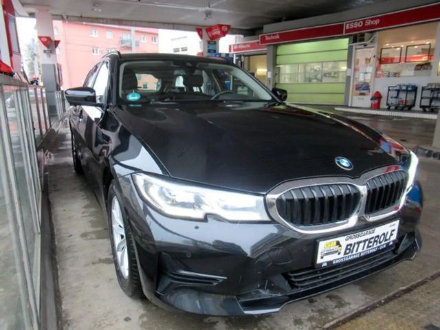 BMW 318 318d Touring