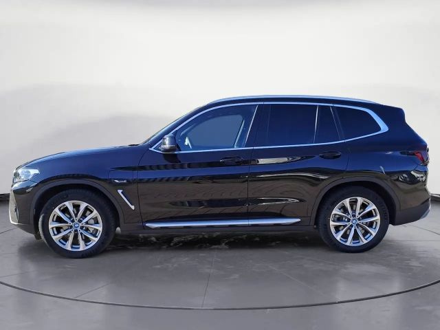 BMW X3 xDrive30e