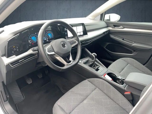 Volkswagen Golf 1.5 TSI Life Variant