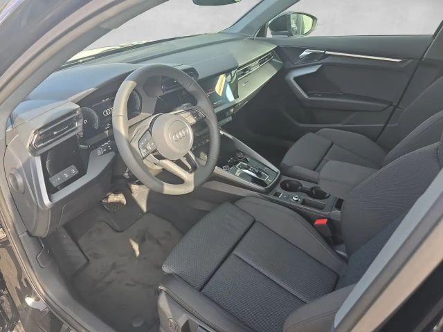 Audi A3 30 TFSI Sedan