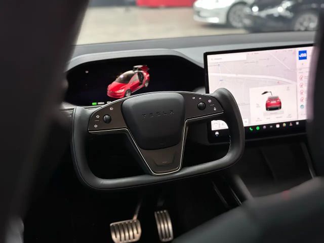 Tesla Model X Plaid