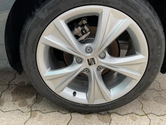 Seat Leon 1.5 eTSI FR-lijn