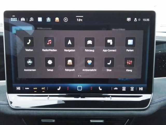 Volkswagen Passat DSG R-Line