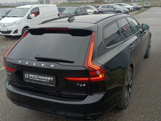 Volvo V90 AWD Dark Plus T6