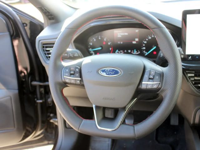 Ford Focus EcoBoost ST Line