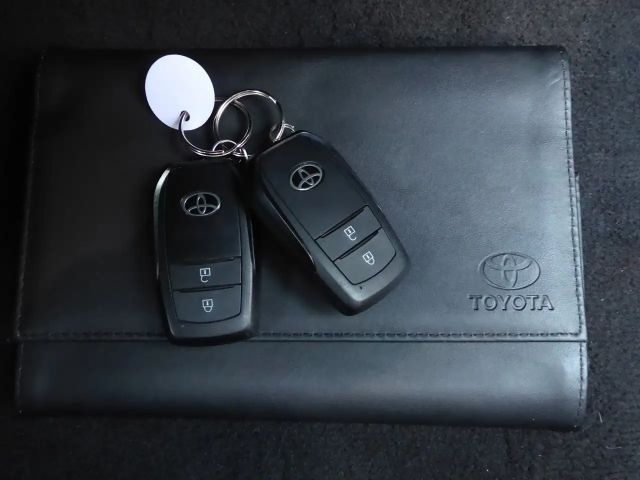 Toyota Corolla Cross Team D