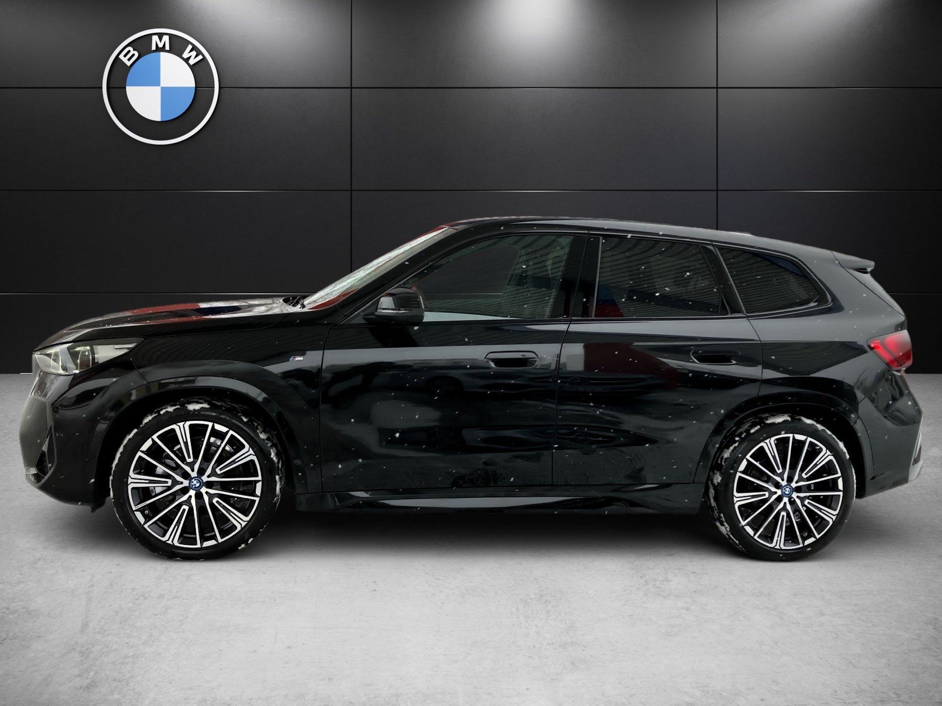 BMW iX1 xDrive30