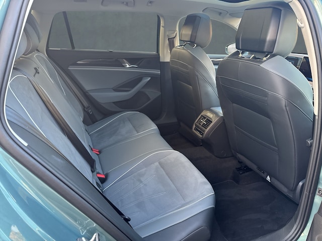 Volkswagen Passat 1.5 eTSI Business