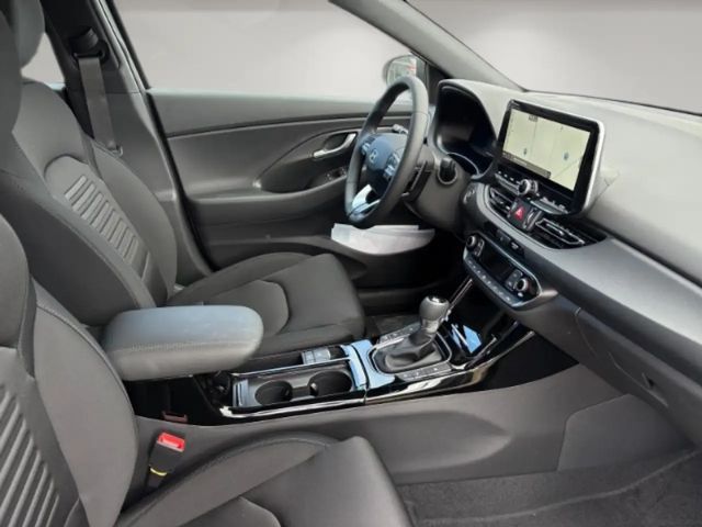 Hyundai i30 Advantage Hybrid