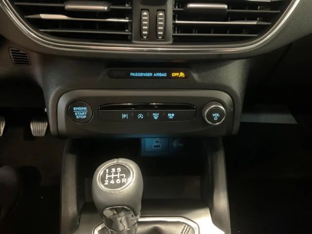 Ford Focus Titanium Wagon