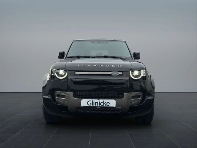 Land Rover Defender 110 D250 Dynamic SE