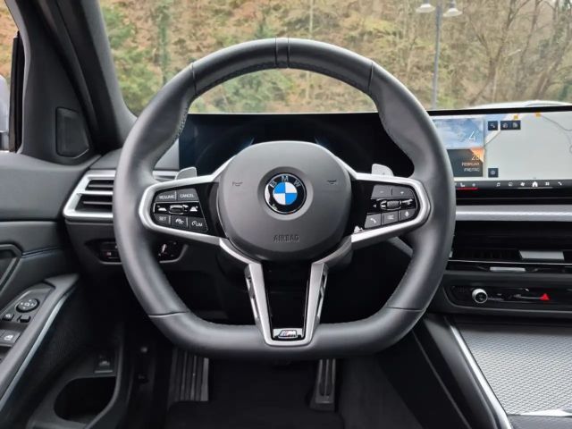BMW 330 330i M-Sport Touring xDrive