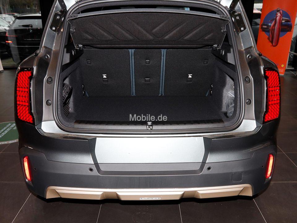 MINI Cooper C Countryman Favoured