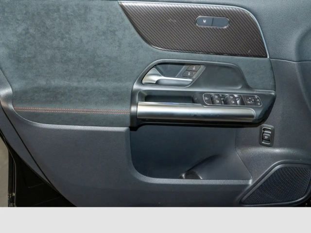 Mercedes-Benz GLA 180 AUT DynLicht Fernlichtass. Kam. KeyLess