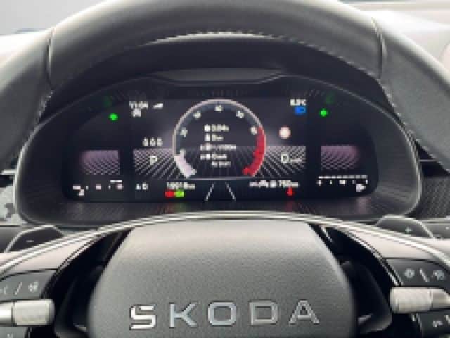 Skoda Kamiq Kamiq 1,0 TSI DSG LED/ACC/APP/Sitzheizung vo./u.v.m.