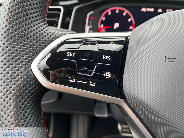 Volkswagen Polo 2.0 TSI DSG GTI