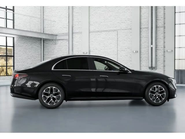 Mercedes-Benz E 220 E 220 d Sedan